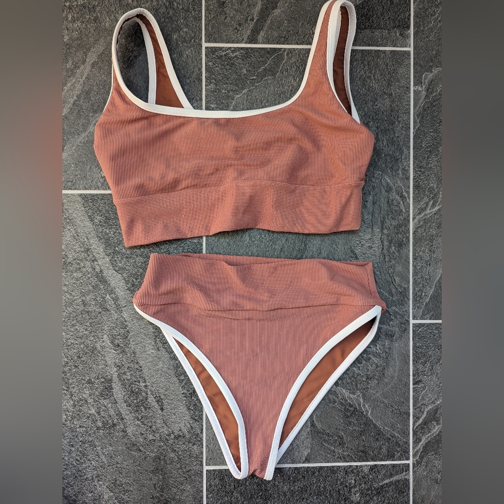 LainSnow two piece swim suit